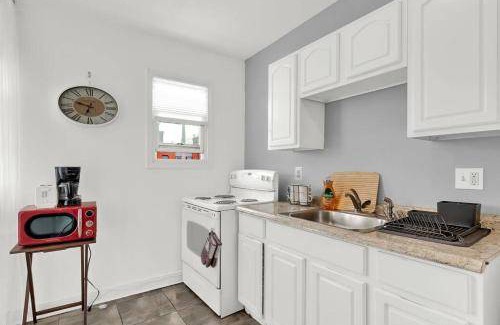 Norris Square Apartment | Apartment ∙ 2 bedrooms ∙ 5 guests