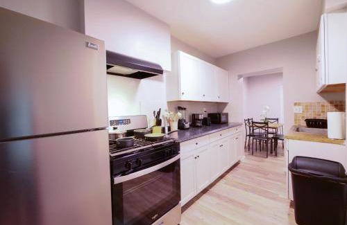 The Heights Apartment | Apartment ∙ 2 bedrooms ∙ 5 guests