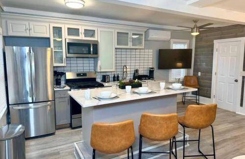 Detroit - Shoreway Apartment | Apartment ∙ 1 bedroom ∙ 4 guests