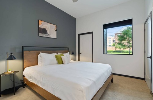 Lockerbie Square Apartment | Apartment ∙ 1 bedroom ∙ 3 guests