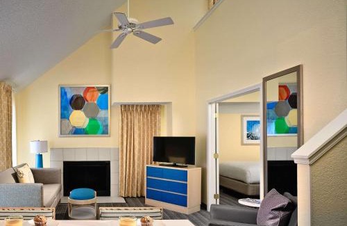 Somers Point Hotel | AVIA on Mays Landing