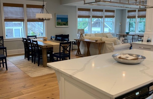 Avon House | Bay Head Beach Block - New and Modern - Steps to beach access- Walk to town