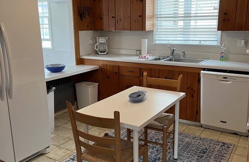 Avon House | Bay Head Colonial - around the corner from the beach!