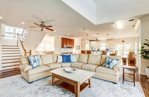 Sandbridge House | Bayside Retreat | 1820 ft from the Beach | Private Pool