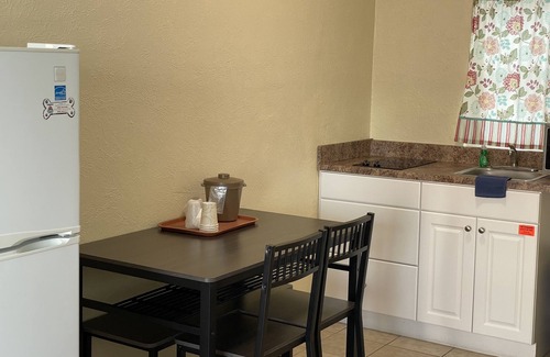 Wildwood Crest Hotel | Beach Colony Motel