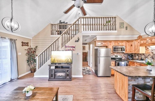 Albrightsville House | Beach/Lake Home In Towamensing Trails