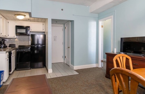 Brigantine House | Beach Vacation! 3 Spacious Units w/Kitchen, Free Parking, Bar, Pool!