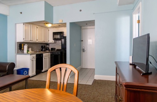 Brigantine House | Beach Vacation! 3 Spacious Units w/Kitchen, Free Parking, Bar, Pool!