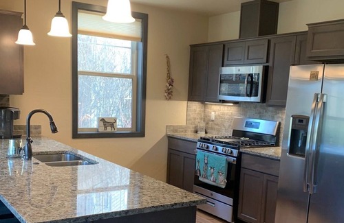 Dover Bay Condo | Beautiful Dover Bay Condo, Pend Orielle Lake/Schweitzer