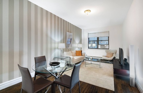 Central Park West Apartment | Beautiful One Bedeoom in Heart of Upper West Side