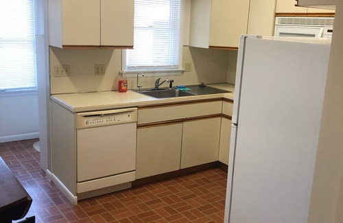 Ventnor City House | Beautiful property, very clean with an open floor plan…2 bedroom 2 bath