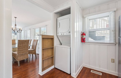 Avalon Condo | beautifully renovated and impeccably maintained 3-bedroom, 1.5-bath condo just one block from Avalon's pristine beaches,