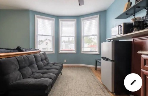 Ampere Apartment | Bloomfield Triple #7