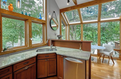 Barryville House | Breathtaking Riverfront Home on the Delaware River