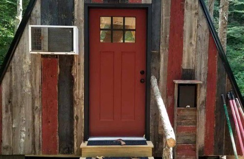 Stanton Cabin | Cabin ∙ 1 bedroom ∙ 2 guests