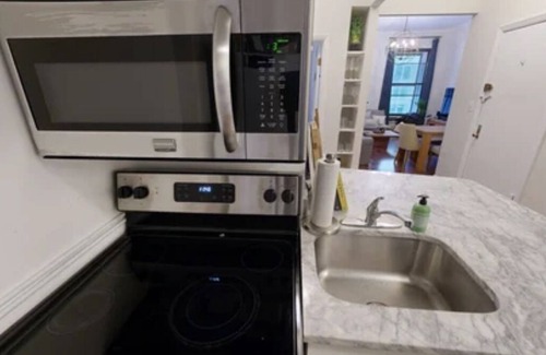Central Park South Apartment | Central Park, Theater District & Columbus Circle. New Renovation 3 Bed/2 Bath.