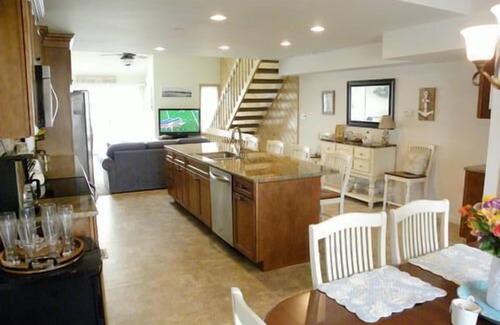 Sea Isle City House | Centrally located just a short walk to the beach!