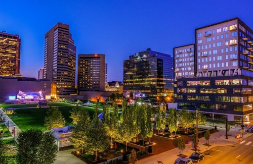 Scioto Mile Apartment | City Fun @ Loft In Heart of Downtown - Near River