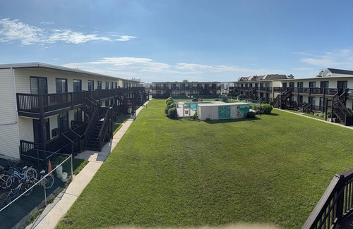 Ocean City Condo | Clean, Comfortable 2 bedroom condo on bayside. Pool, Wifi