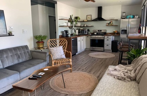 Town Bank House | Come watch the sunsets at this bay beach getaway!