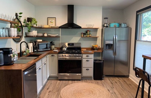 Town Bank House | Come watch the sunsets at this bay beach getaway!