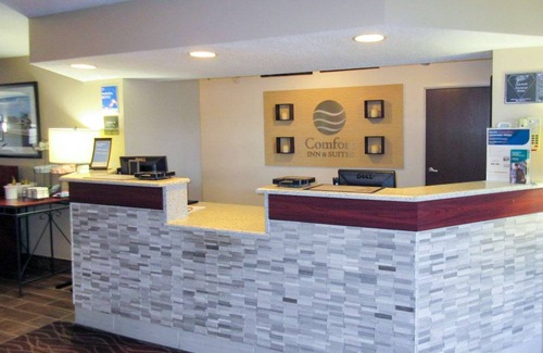 Wilkes-Barre Hotel | Comfort Inn & Suites Wilkes Barre - Arena