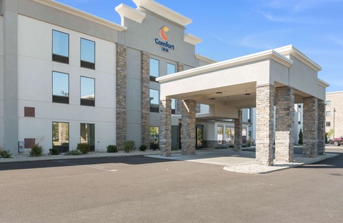 Grove City Hotel | Comfort Inn Grove City