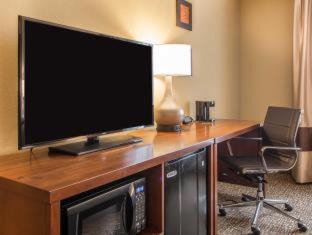 Carlisle Hotel | Comfort Inn PA Turnpike - I-81