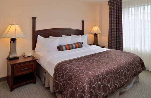 Chesapeake Condo | Condo ∙ 1 bedroom ∙ 2 guests