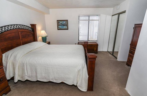 Champion Condo | Condo ∙ 3 bedrooms ∙ 12 guests