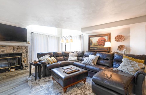 Seven Springs Condo | Condo ∙ 3 bedrooms ∙ 10 guests