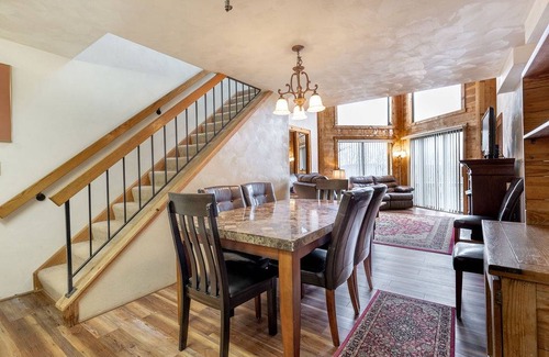 Seven Springs Condo | Condo ∙ 4 bedrooms ∙ 10 guests
