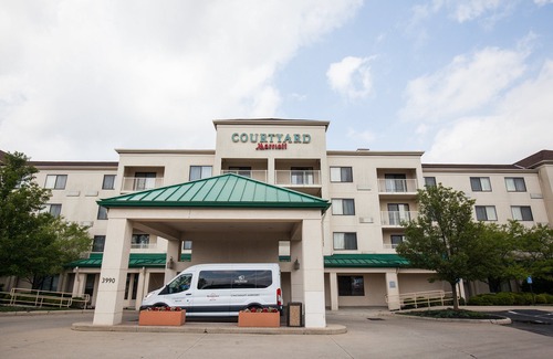 Mount Saint Joseph Hotel | Courtyard by Marriott Cincinnati Airport