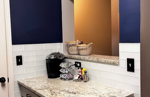 Canonsburg Condo | Cozy 1-bedroom condo in the heart of Southpointe with AC, WiFi