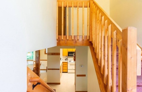 East Stroudsburg Condo | Cozy Club Wyndham Resort at Shawnee Village, 2 Bedroom Villa