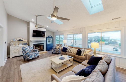 Sandbridge House | Day Dream