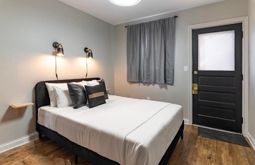 Covington House | Elegant Cincy-View Condo - Minutes from Downtown
