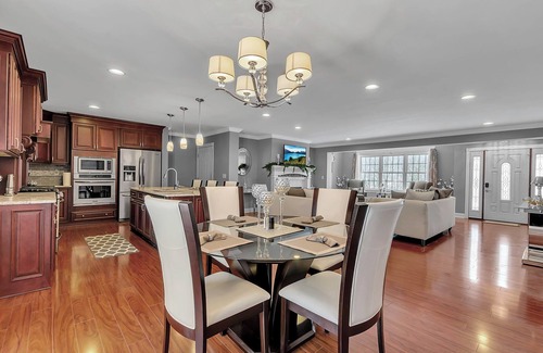 Salamanca Ski Chalet | Ellicottville Chalet 5 Mi to Village