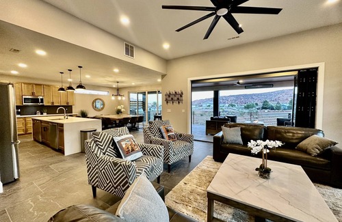 Moab South Valley House | Exclusive Retreats Desert Vista - Moab Getaway with Pool, Spa & Views