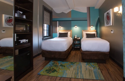 Gayborhood Hotel | Fairfield Inn & Suites by Marriott Philadelphia Downtown/Center City