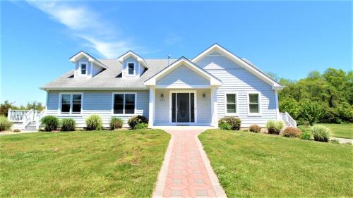 Lower Township House | Fairwinds Cottage