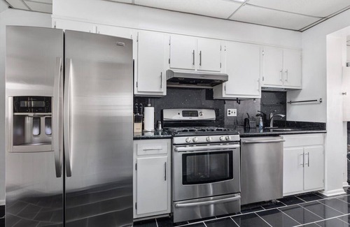 Park View House | Family & Group Trips to DC - 4-BR Close to METRO