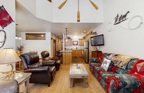 McCall Condo | Golf course-view condo w/private patio & shared pools, hot tub, gym & more