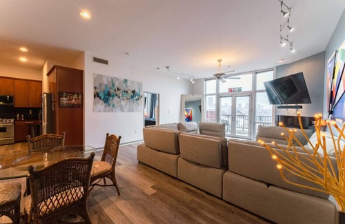 Ohio City Condo | Gorgeous Penthouse overlooking Cleveland skyline!