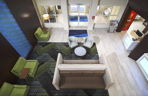 Gypsum Hotel | Holiday Inn Express Hotel & Stes Port Clinton-Catawba Island, an IHG Hotel