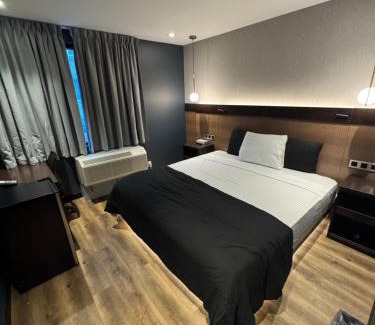 Crown Heights Hotel | Hotel Mirage Brooklyn