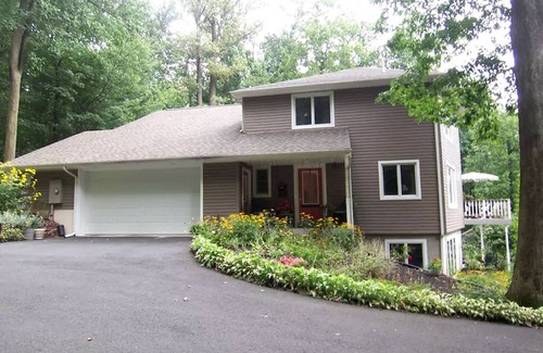 Ephrata House | House ∙ 1 bedroom ∙ 20 guests