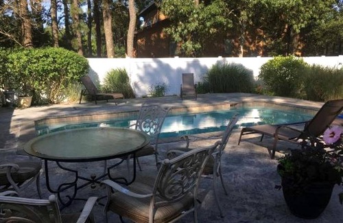 North Shores House | House ∙ 1 bedroom ∙ 16 guests