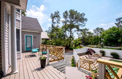 North Shores House | House ∙ 1 bedroom ∙ 16 guests