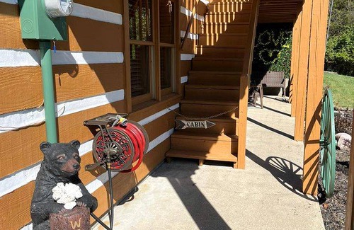 Sayler Park House | House ∙ 1 bedroom ∙ 3 guests